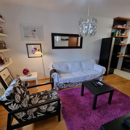 One Bedroom Centre Apartment Podgorica Exterior foto